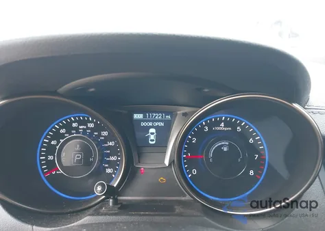 2015 Hyundai Genesis 3.8 Base z USA, uszkodzony, nr VIN KMHHT6KJ4FU129441